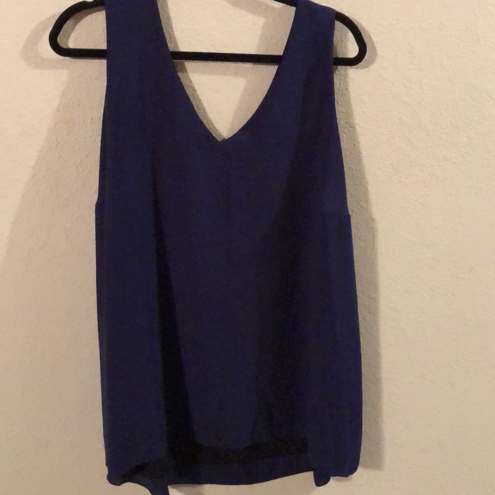 Reversible v neck Apt 9 1X blouse